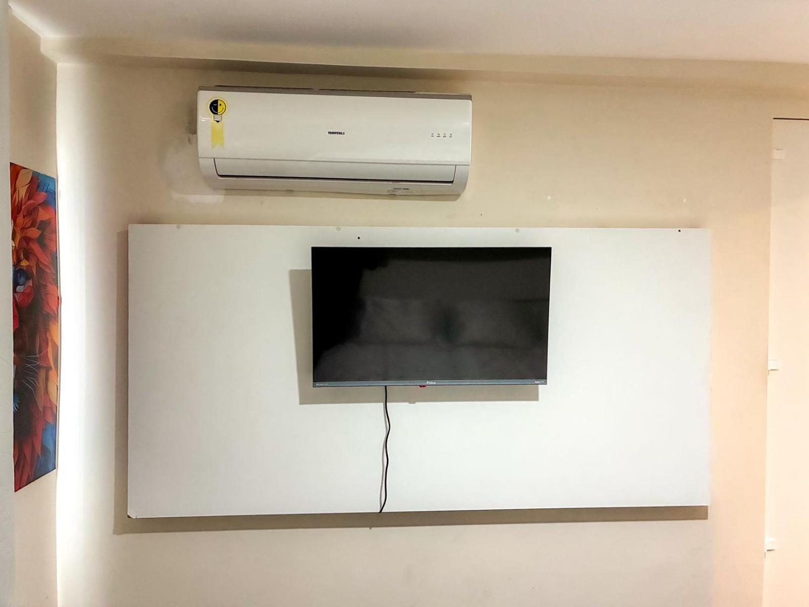 Flat No Centro De Campo Grande Apartment - Rio de Janeiro — Photos 1